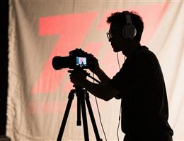 广州现实主义电影《惊蛰无声》：底层觉醒与东方美学之妙/宣传片拍摄-企业宣传片拍摄-企业宣传片-三维动画制作-制作宣传片公司-影视公司